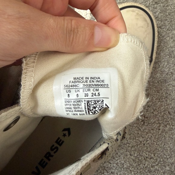 Converse Chuck Taylor Womens High Top Faux Fur Lined Taupe Tan Sneakers 8 - Picture 9 of 10